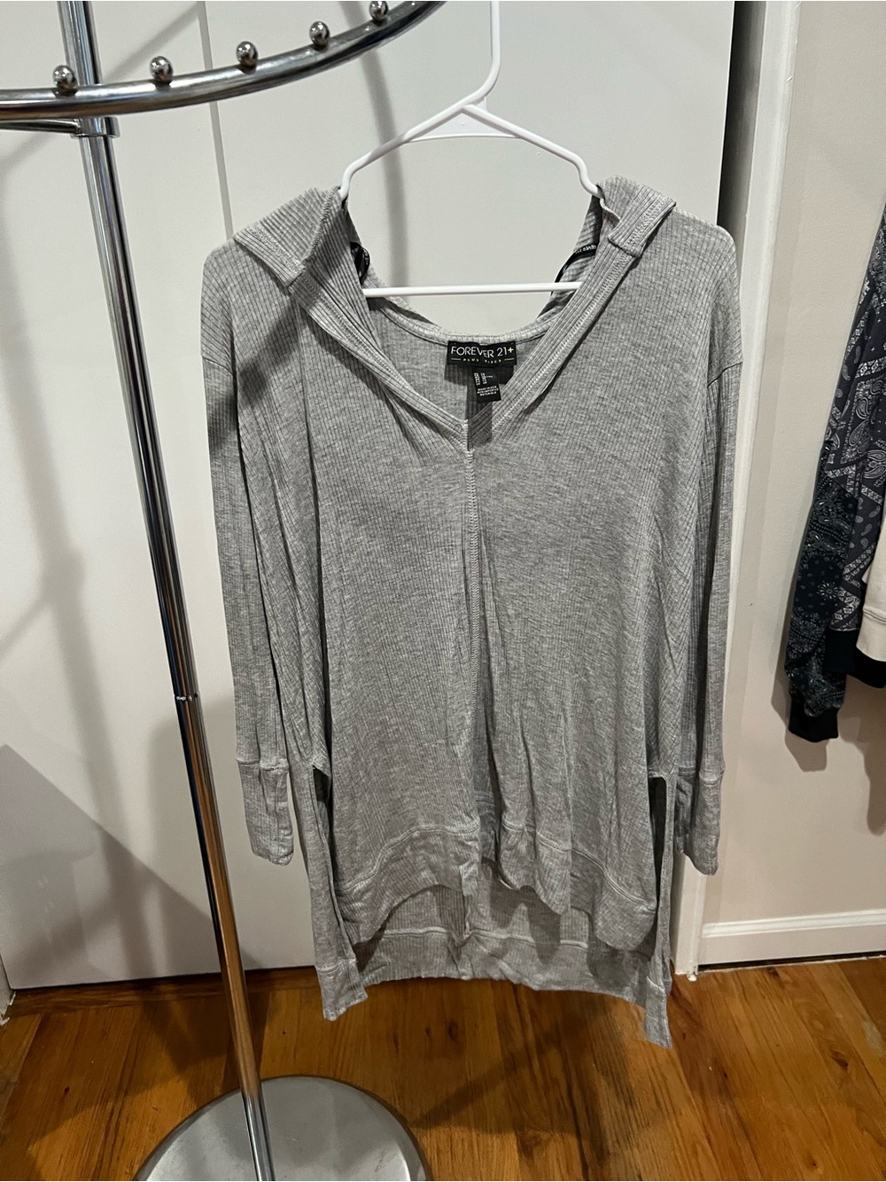 Forever 21 Light Gray Ribbed Hooded Longline Top